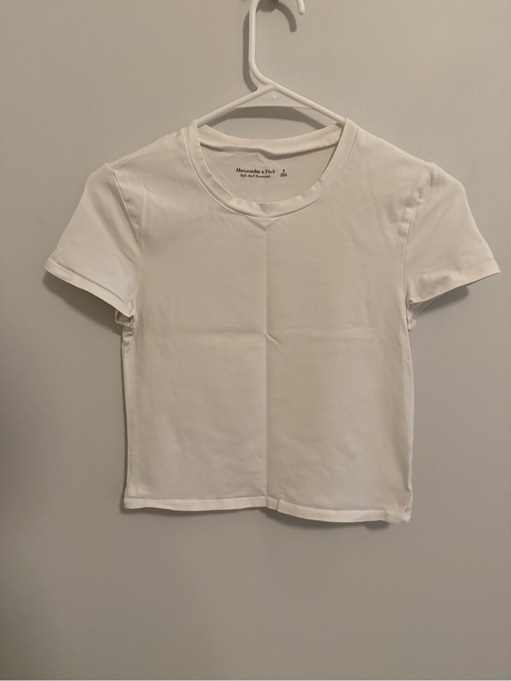 Abercrombie & Fitch White Short Sleeve Tee